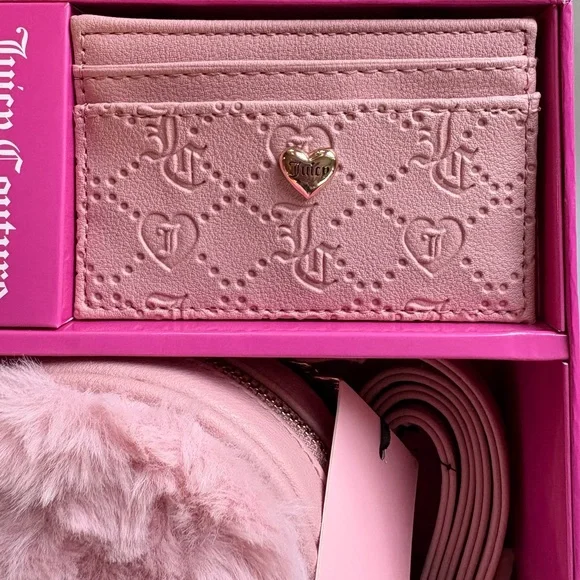 “SOLD” Juicy Couture Faux Fur Heart Crossbody Bag Taffy Pink Wallet Gift Set - Picture 8 of 11